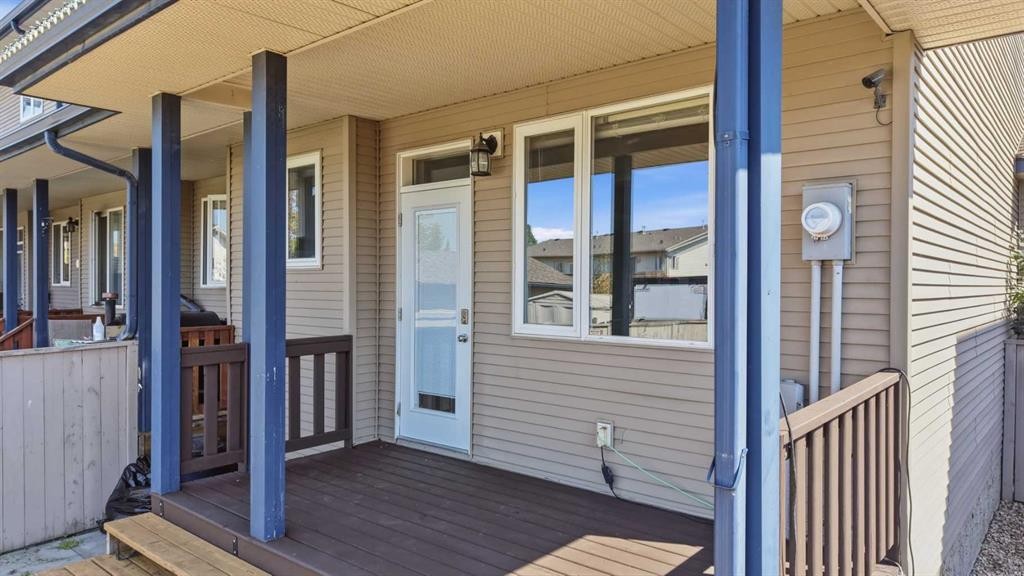 34 Kanten Close, Red Deer, AB - Outdoor With Deck Patio Veranda With Exterior
