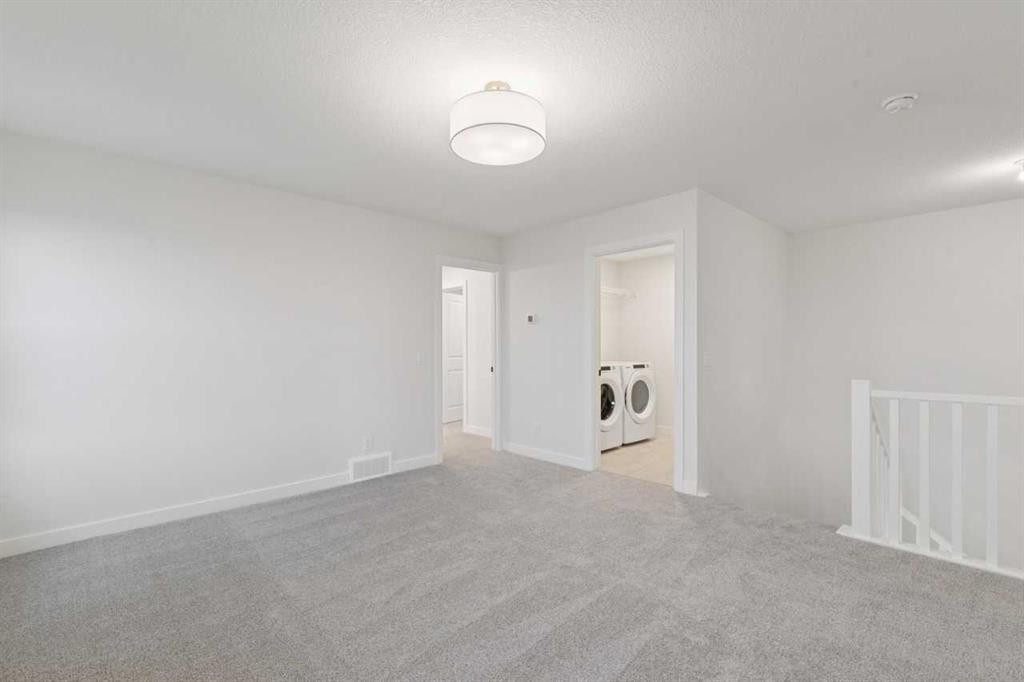 139 Fireside Close, Cochrane, AB - Indoor Photo Showing Other Room