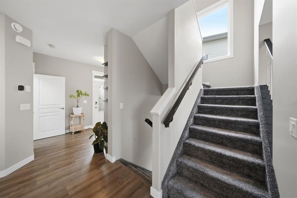 137 Hampton Crescent, Sylvan Lake, AB - Indoor Photo Showing Other Room