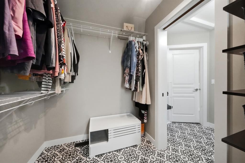 137 Hampton Crescent, Sylvan Lake, AB - Indoor
