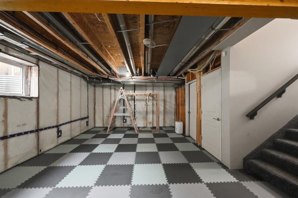 137 Hampton Crescent, Sylvan Lake, AB - Indoor Photo Showing Basement
