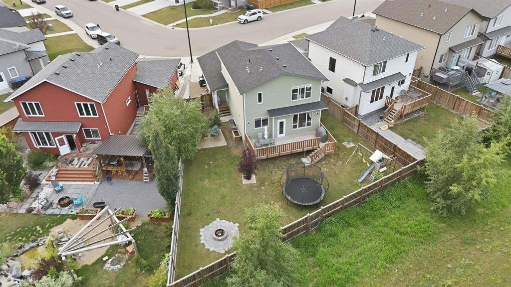 137 Hampton Crescent, Sylvan Lake, AB -