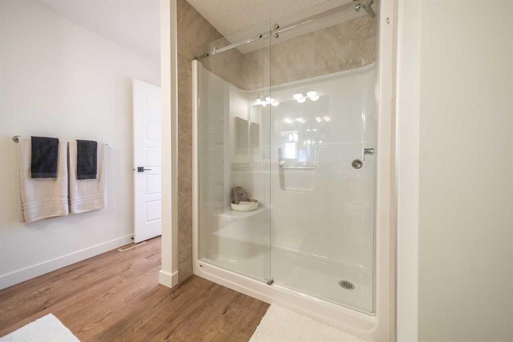 52 Southborough Common, Cochrane, AB - Indoor Photo Showing Bathroom