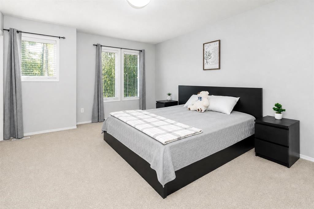 1006-30 Carleton Avenue, Red Deer, AB - Indoor Photo Showing Bedroom