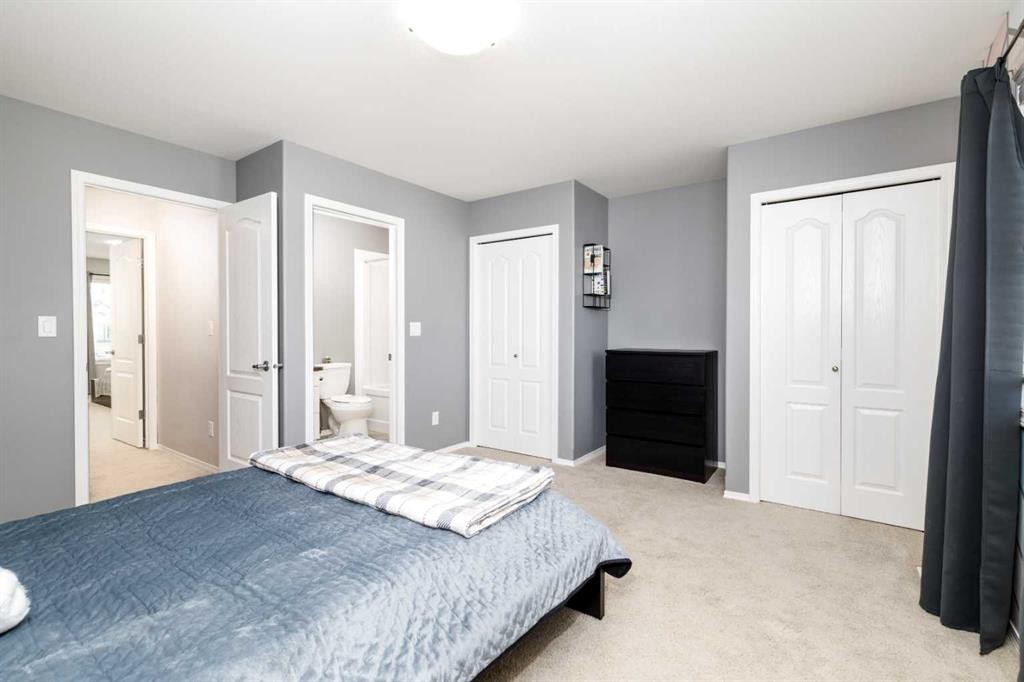 1006-30 Carleton Avenue, Red Deer, AB - Indoor Photo Showing Bedroom
