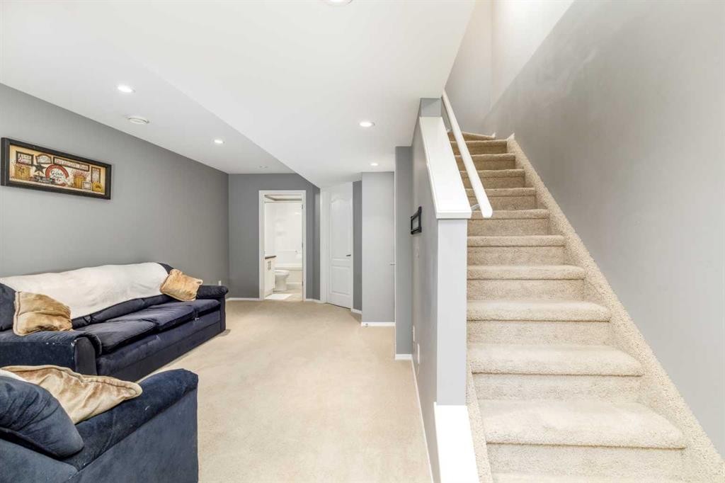 1006-30 Carleton Avenue, Red Deer, AB - Indoor Photo Showing Other Room