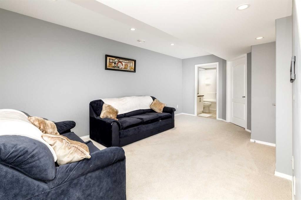 1006-30 Carleton Avenue, Red Deer, AB - Indoor