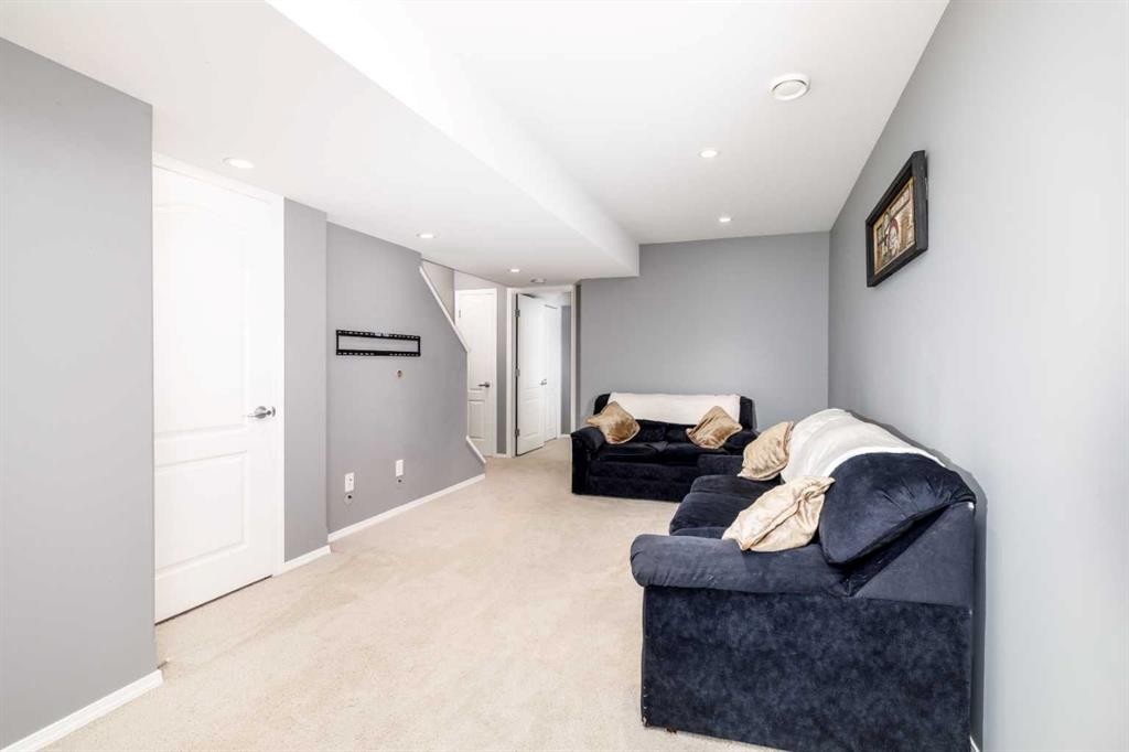 1006-30 Carleton Avenue, Red Deer, AB - Indoor Photo Showing Other Room