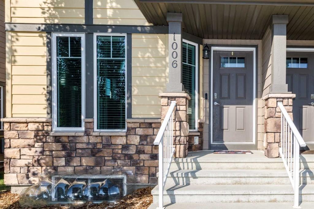1006-30 Carleton Avenue, Red Deer, AB - Outdoor