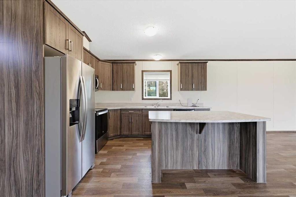 1409 Twp Rd 502, Rural Leduc County, AB - Indoor Photo Showing Kitchen