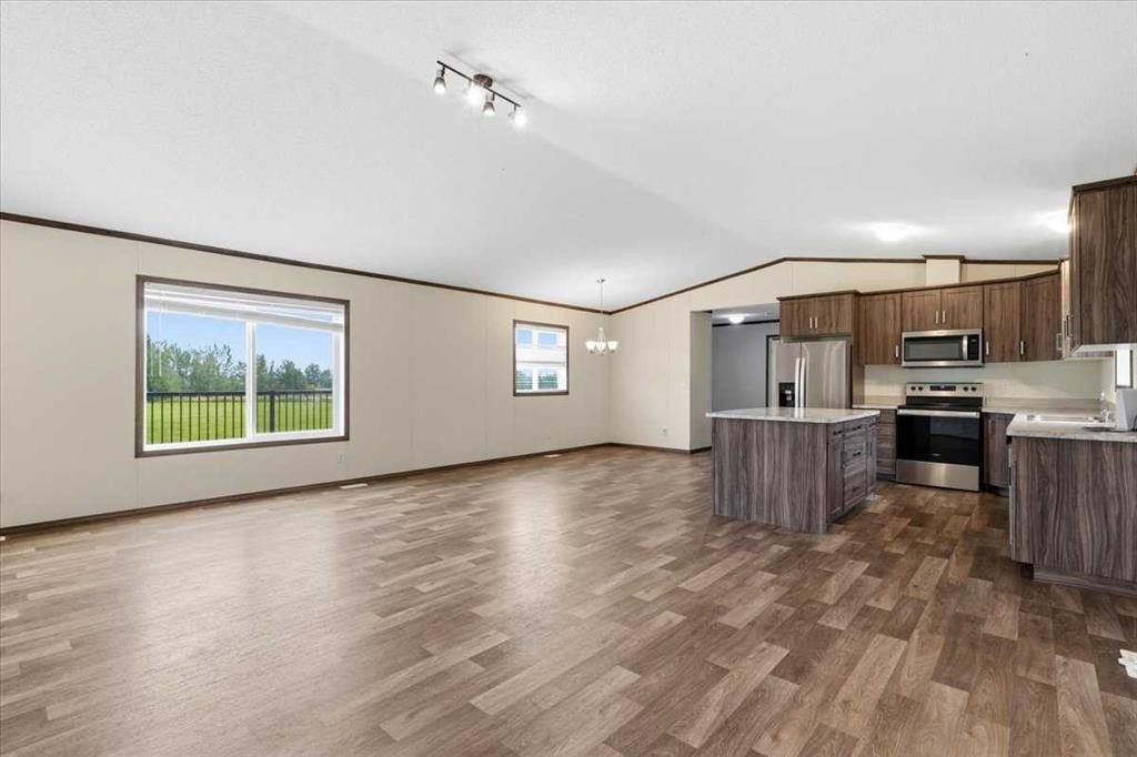 1409 Twp Rd 502, Rural Leduc County, AB - Indoor Photo Showing Kitchen