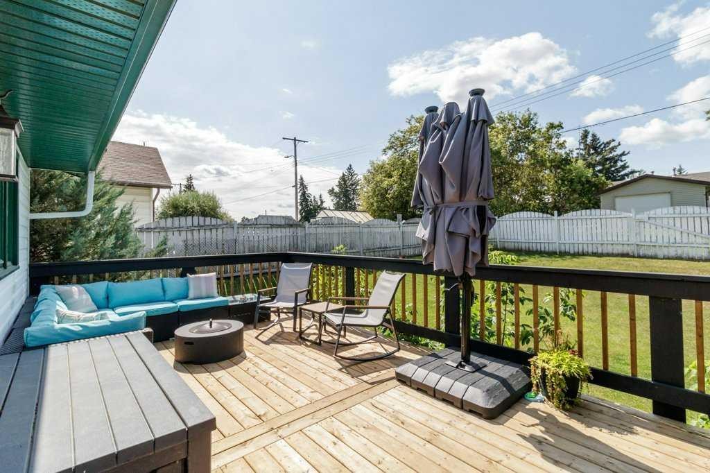 2206 25 Avenue, Delburne, AB - Outdoor With Deck Patio Veranda With Exterior