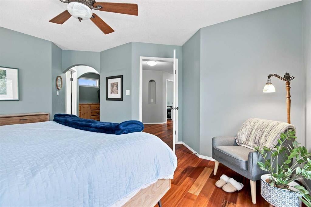 2 Pheasantback Close, Stettler, AB - Indoor Photo Showing Bedroom