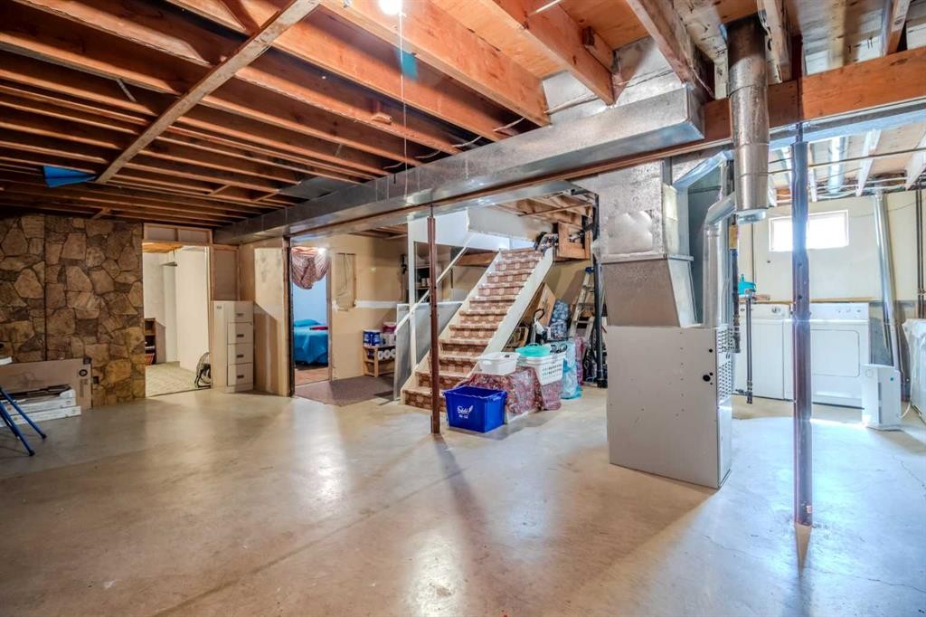 40 Laura Close, Penhold, AB