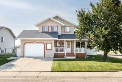 4344 60A Avenue Crescent Innisfail, AB T4G 1L2