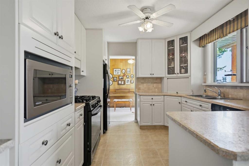 7 Oslo Close, Red Deer, AB