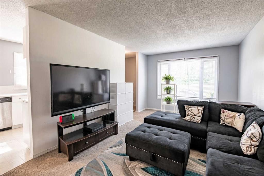 33 Overdown Drive, Red Deer, AB