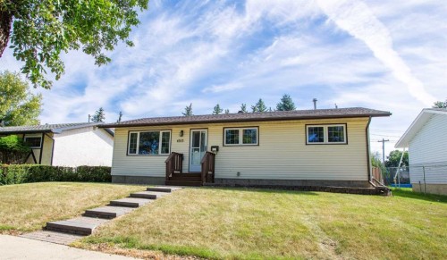4513 67 Street  Camrose, AB T4V 2P8