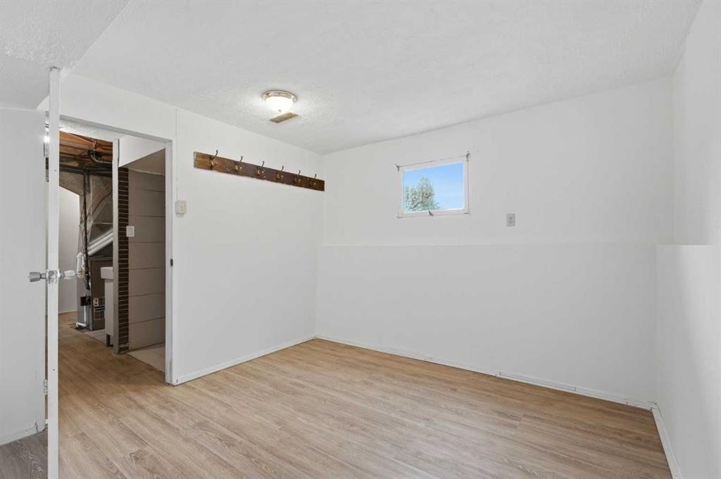 3214 57 Avenue, Red Deer, AB