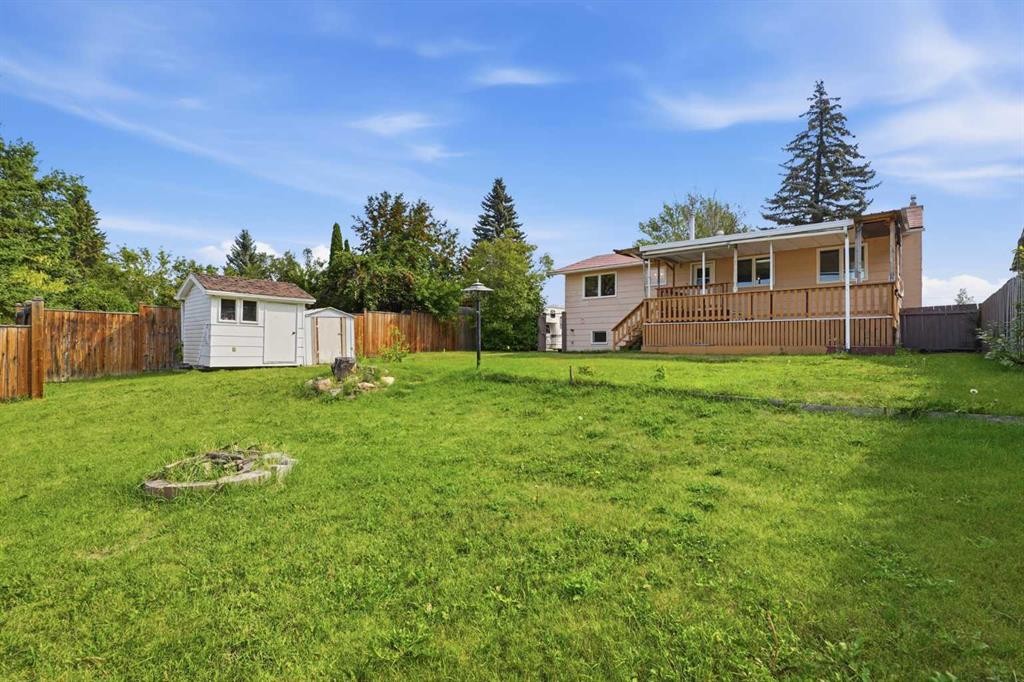 3214 57 Avenue, Red Deer, AB