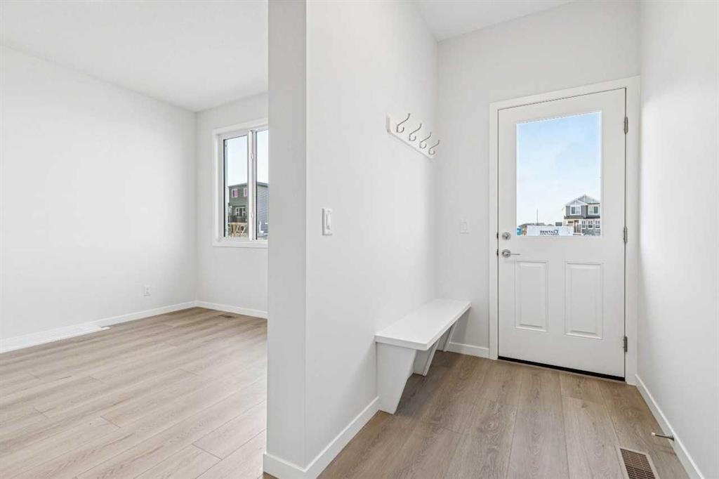 98 Creekview Avenue Sw, Calgary, AB