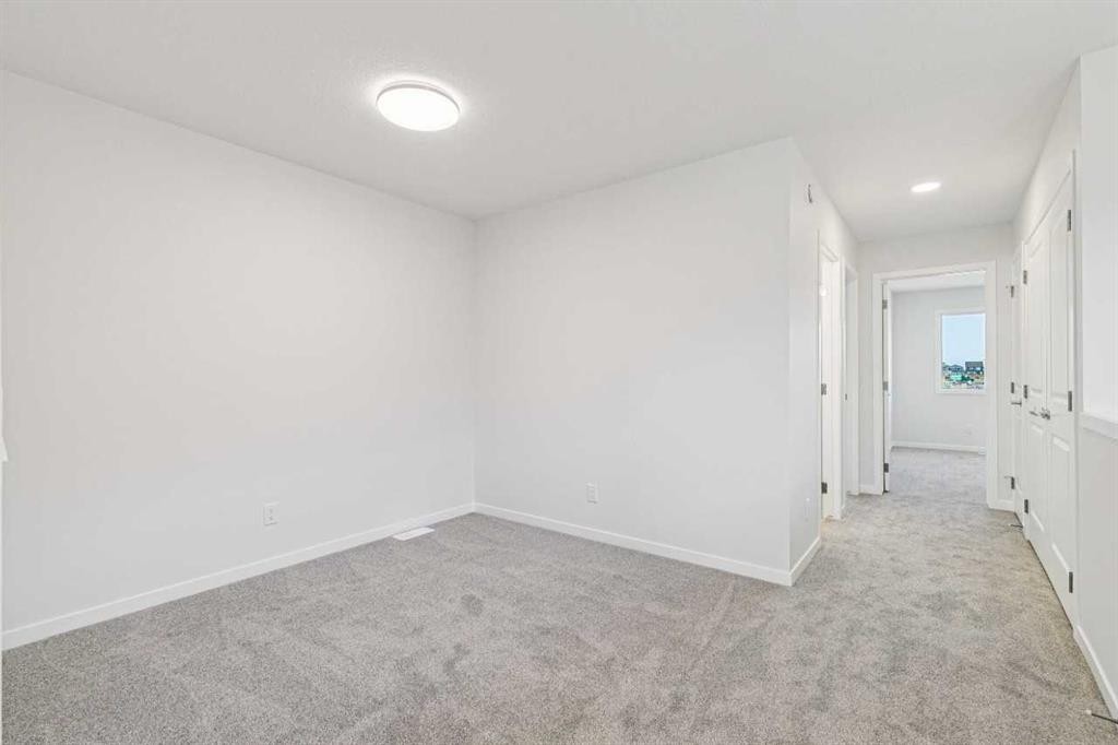 98 Creekview Avenue Sw, Calgary, AB