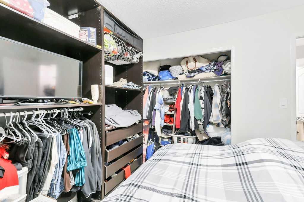 66 Durand Crescent, Red Deer, AB