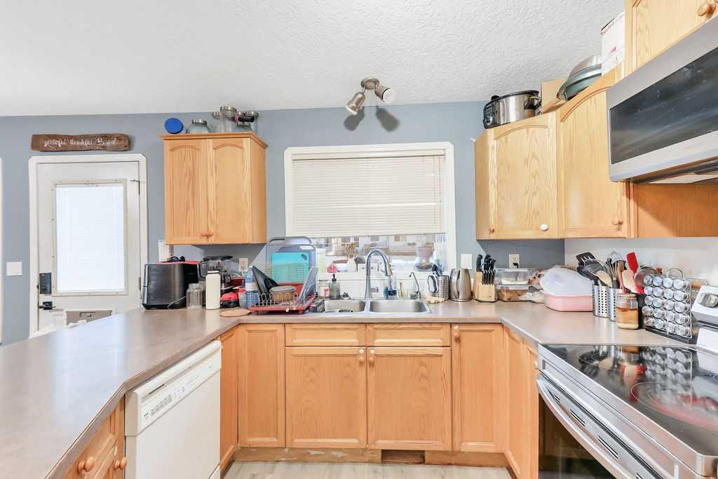 66 Durand Crescent, Red Deer, AB