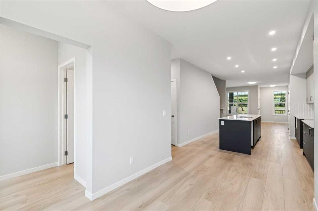 58 Creekview Avenue, Calgary, AB