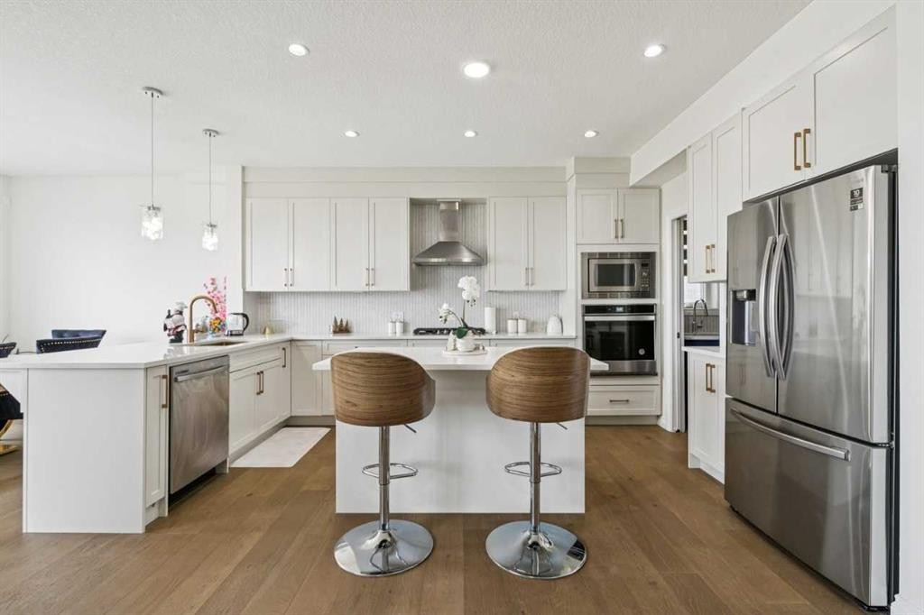 375 Corner Meadows Avenue Ne, Calgary, AB