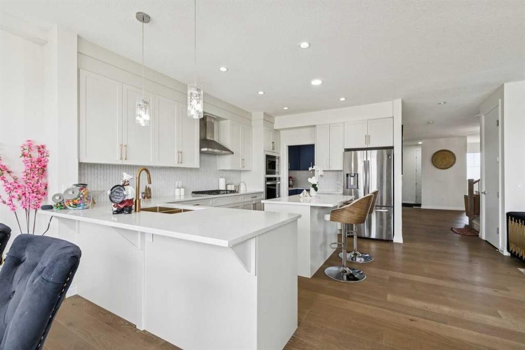 375 Corner Meadows Avenue Ne, Calgary, AB