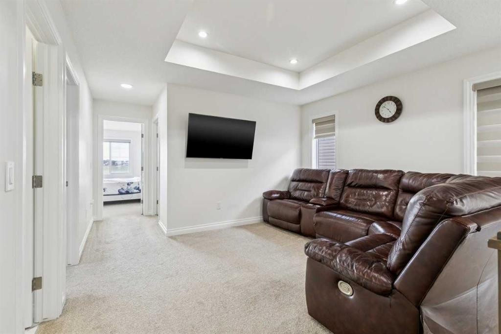 375 Corner Meadows Avenue Ne, Calgary, AB
