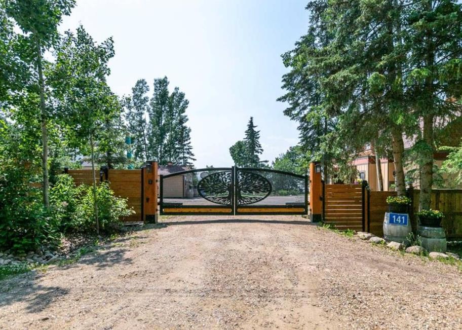 141 Birchcliff Road, Birchcliff, AB