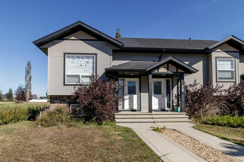 74 Hawkridge Boulevard, Penhold, AB