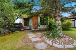 7 Glenport Road EASTCochrane, AB T4C 1G8