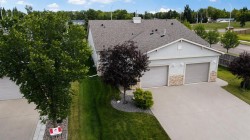 4503 69 Street Camrose, AB T4V 5B3