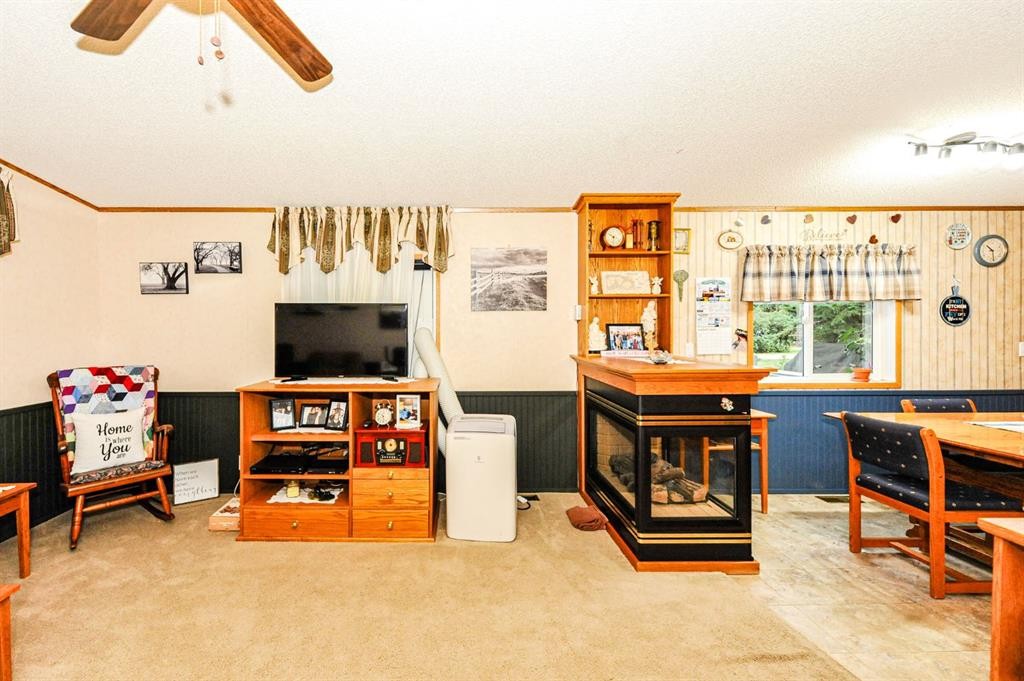 117 Railway Avenue, Rosalind, AB