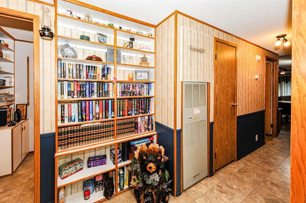 117 Railway Avenue, Rosalind, AB