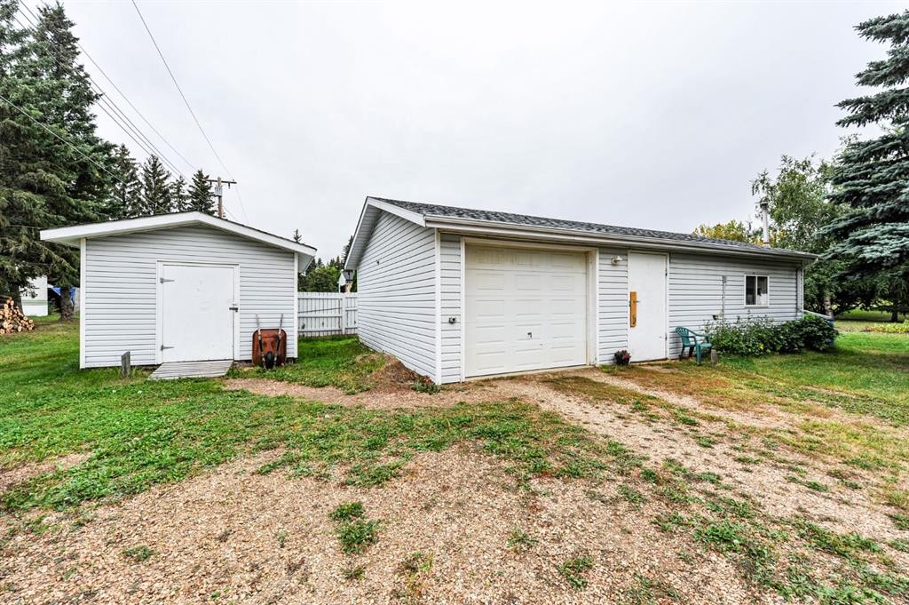 117 Railway Avenue, Rosalind, AB