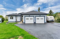 508-500 Sunnyside Place Rural Ponoka County, AB T0C 0J0