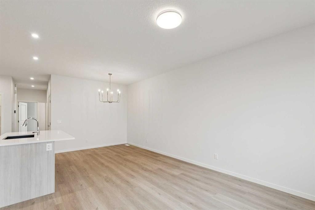 112 Lucas Green Nw, Calgary, AB