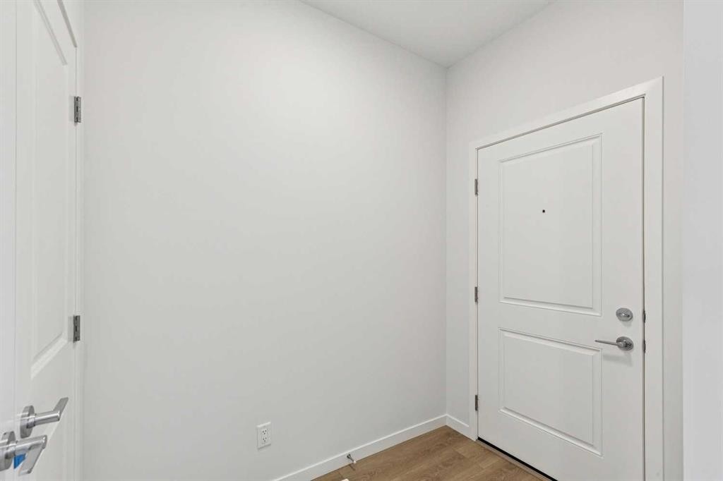 112 Lucas Green Nw, Calgary, AB