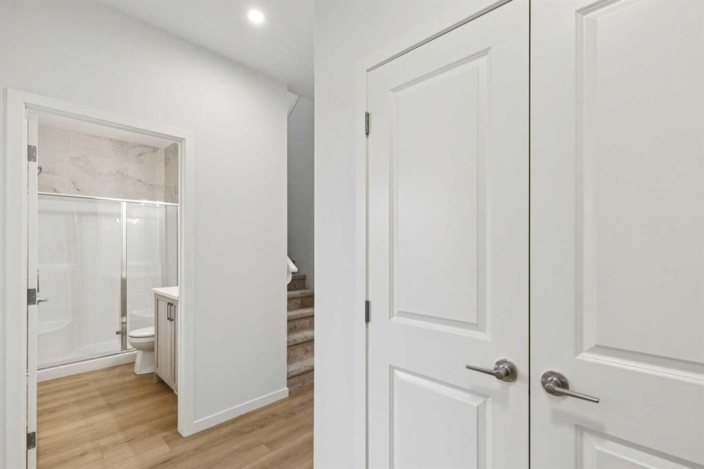 112 Lucas Green Nw, Calgary, AB