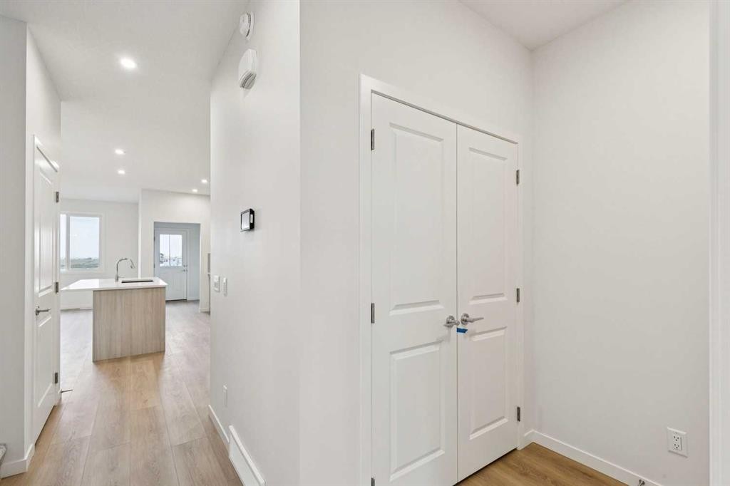 112 Lucas Green Nw, Calgary, AB