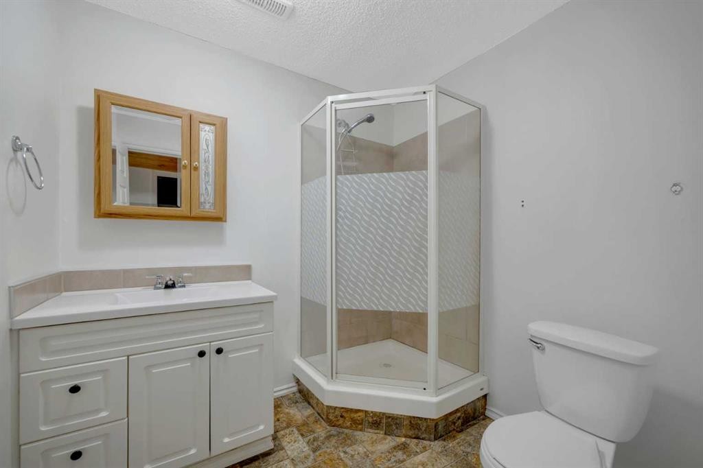 126 Red Wing Crescent, Tillicum Beach, AB
