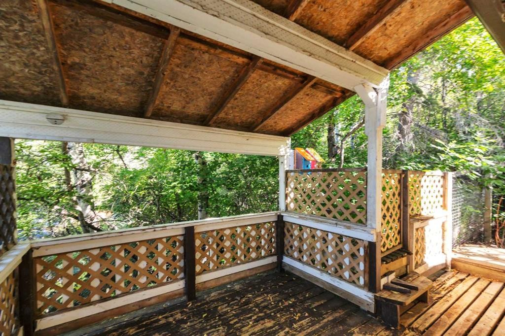 126 Red Wing Crescent, Tillicum Beach, AB