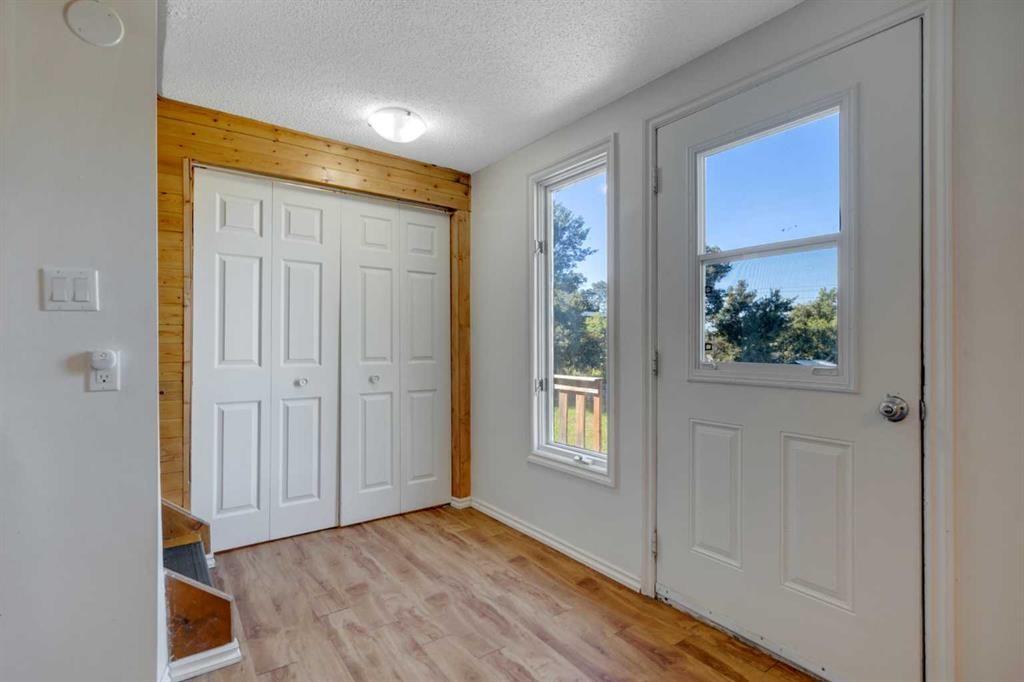 126 Red Wing Crescent, Tillicum Beach, AB