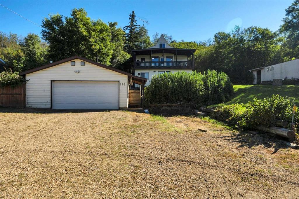126 Red Wing Crescent, Tillicum Beach, AB