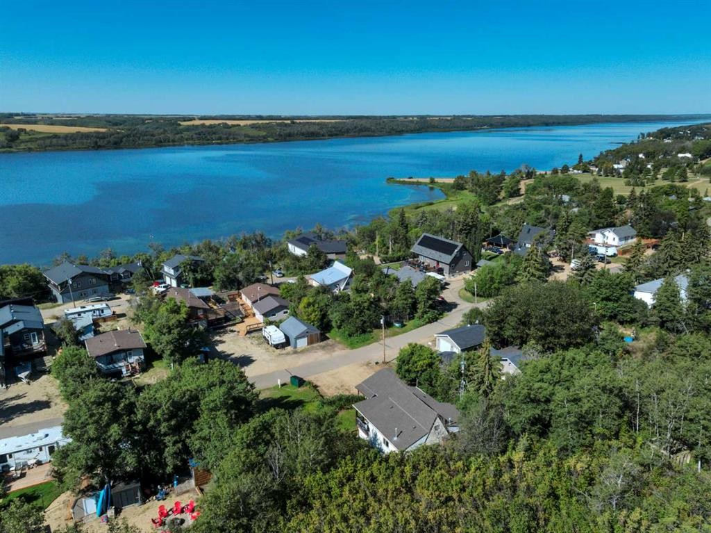 126 Red Wing Crescent, Tillicum Beach, AB