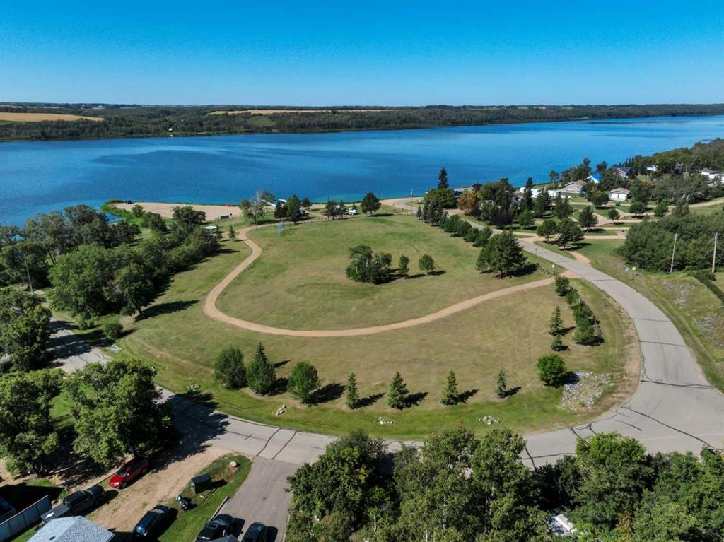 126 Red Wing Crescent, Tillicum Beach, AB
